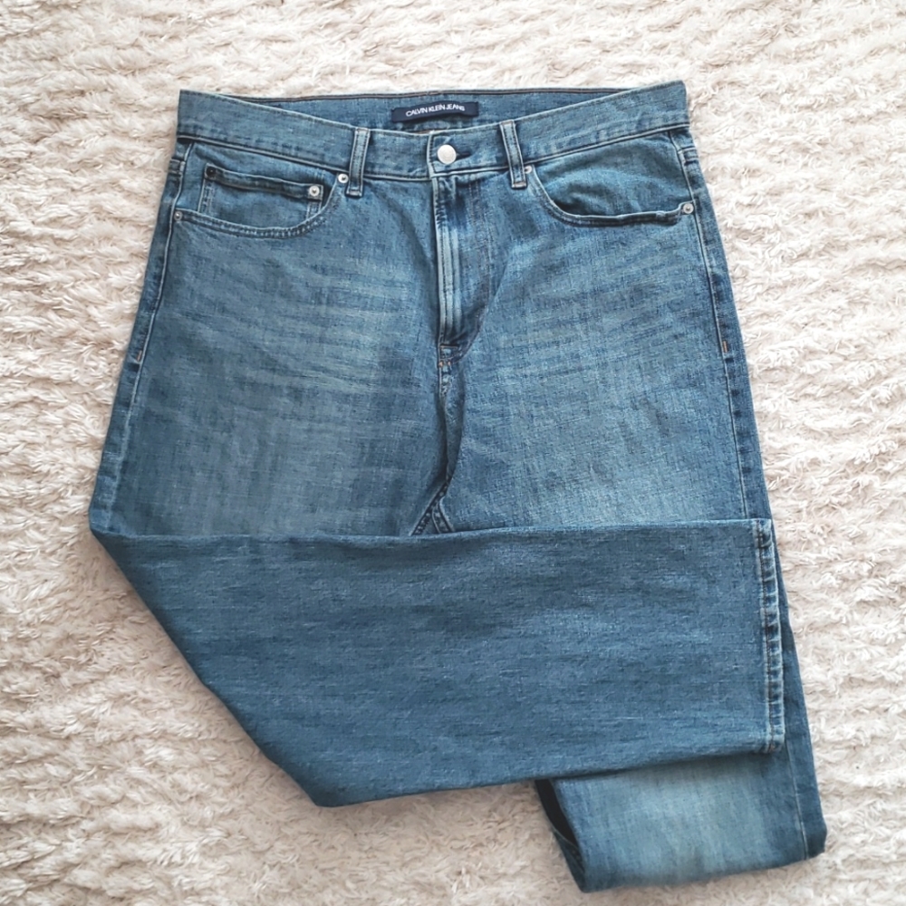Mens Calvin Klein Straight Cut Size 36x30 Jeans